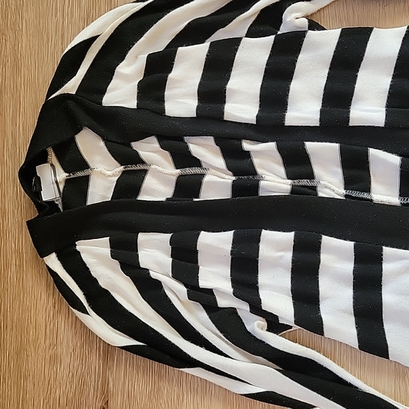 Allen B Allen Schwartz stripe flyaway open cardigan - Picture 3 of 11